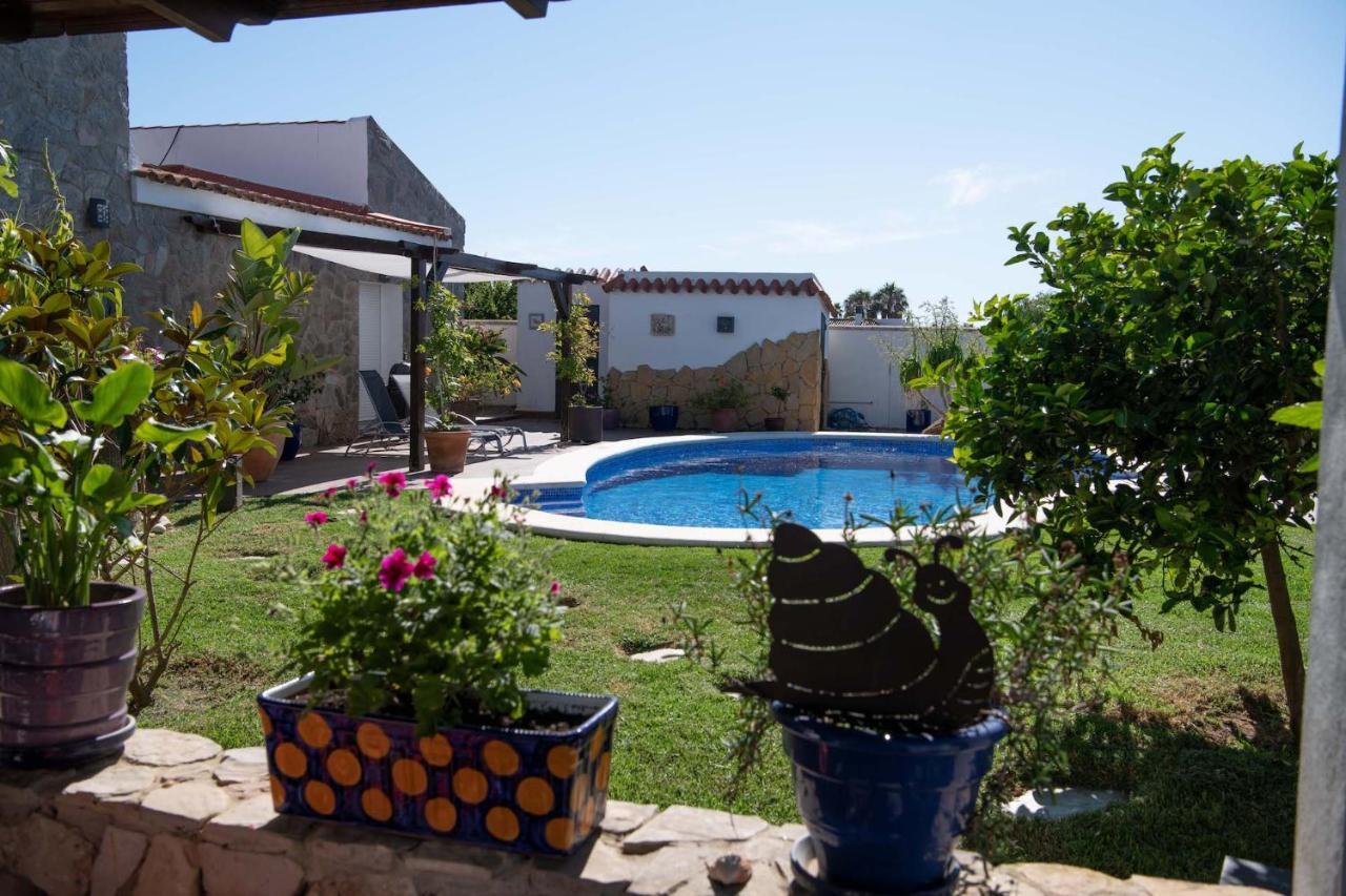Los Anos Locos Conil De La Frontera Exterior foto